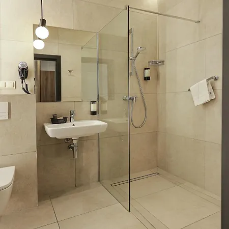 West - Airport Poznan