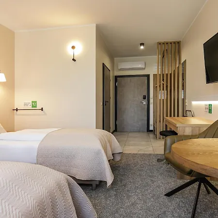 Hotel West - Airport Poznan