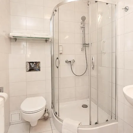 West - Airport Poznan