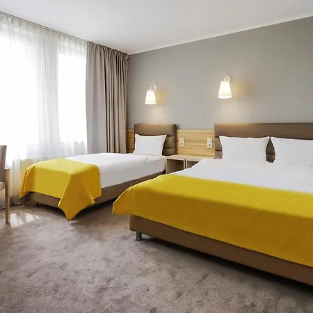 Hotel West - Airport