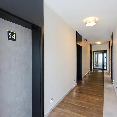 West - Airport Poznań