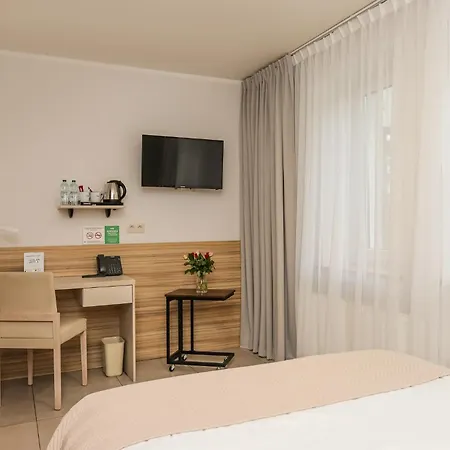 West - Airport Hotel Poznań