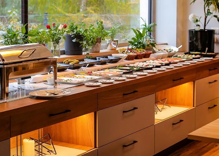 Hotel West - Airport