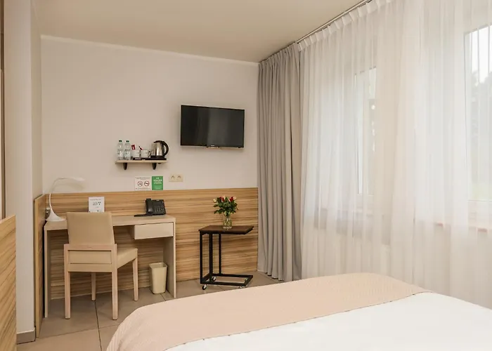 West - Airport Hotel Poznań